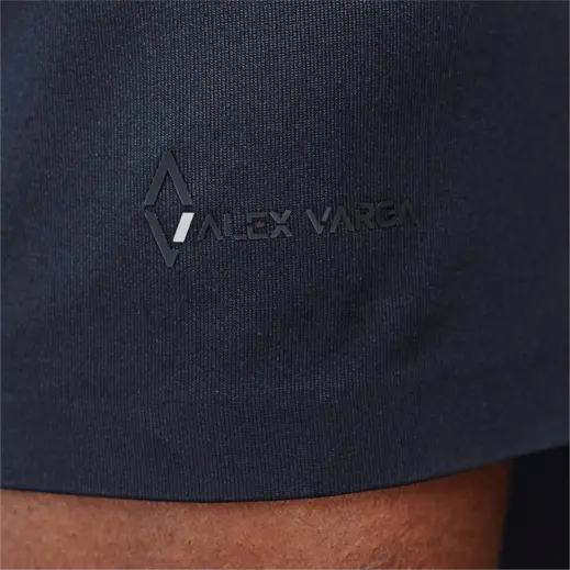 Mens Alex Varga Questana Seamless Golf Shirt Close Up Logo